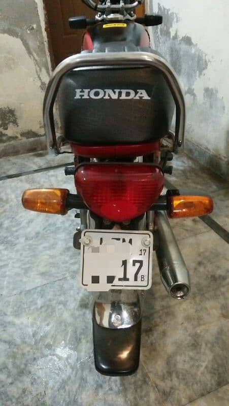 Honda 70 cc 2017 B modal 1