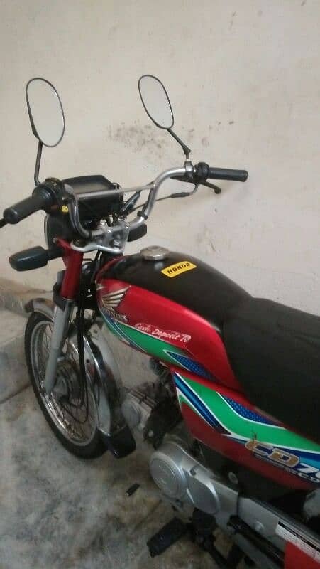 Honda 70 cc 2017 B modal 2