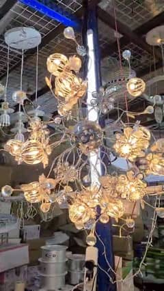 Elegant Dubai Imported Chandelier – Brand New in Box!