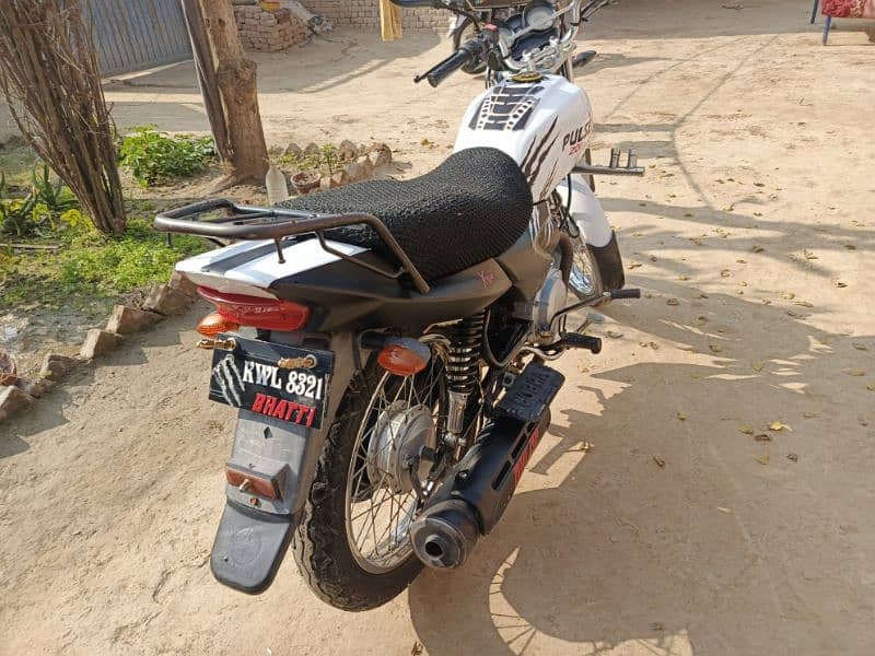 Yamaha yb125z 2019 model 10/10 conditions 3