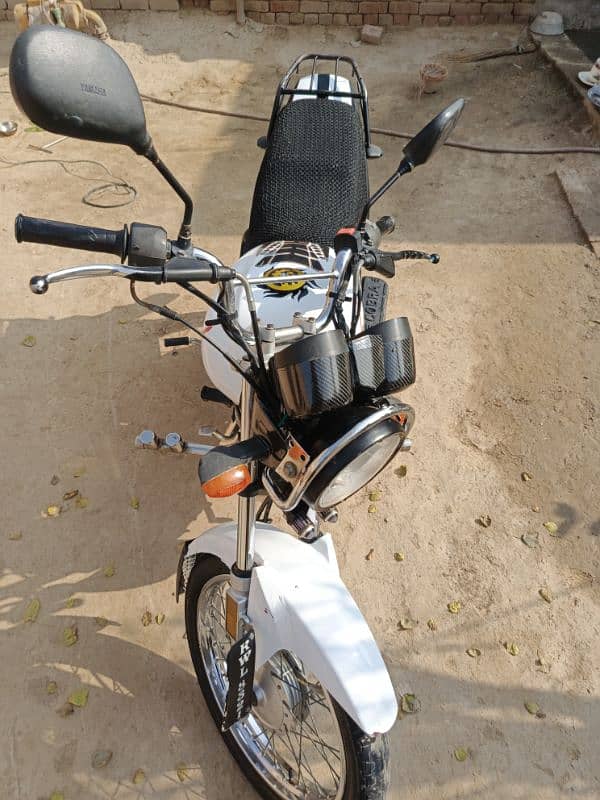 Yamaha yb125z 2019 model 10/10 conditions 6