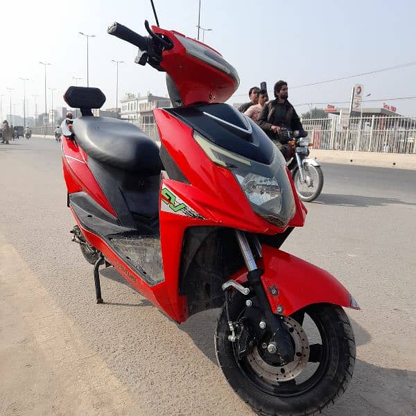 electric scooty bike in best working condition 1