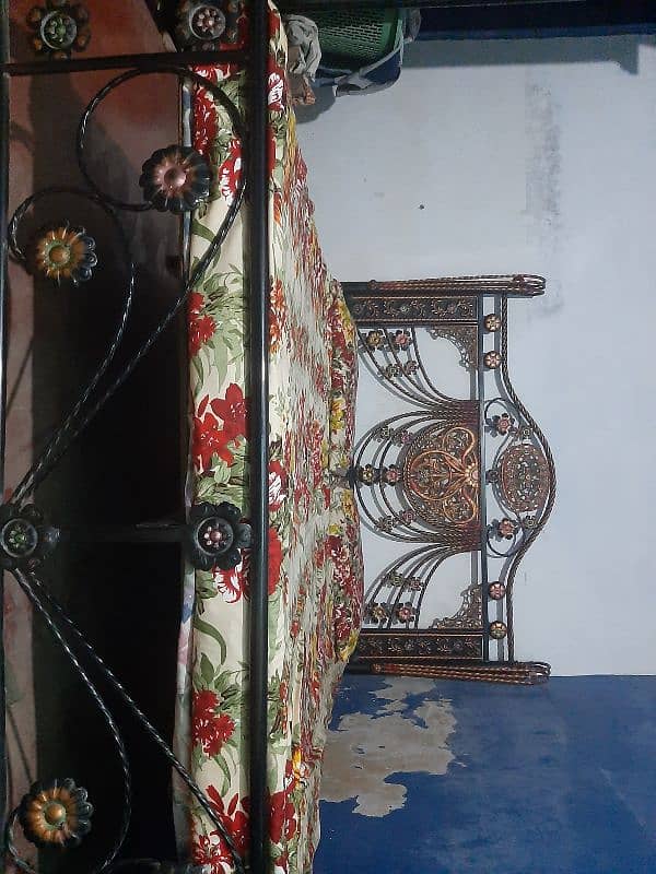 King Size Bed or Dressing Table (iron) 1