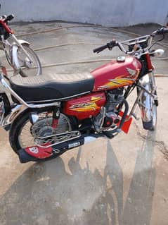 Honda 125 2021 model 6700km used