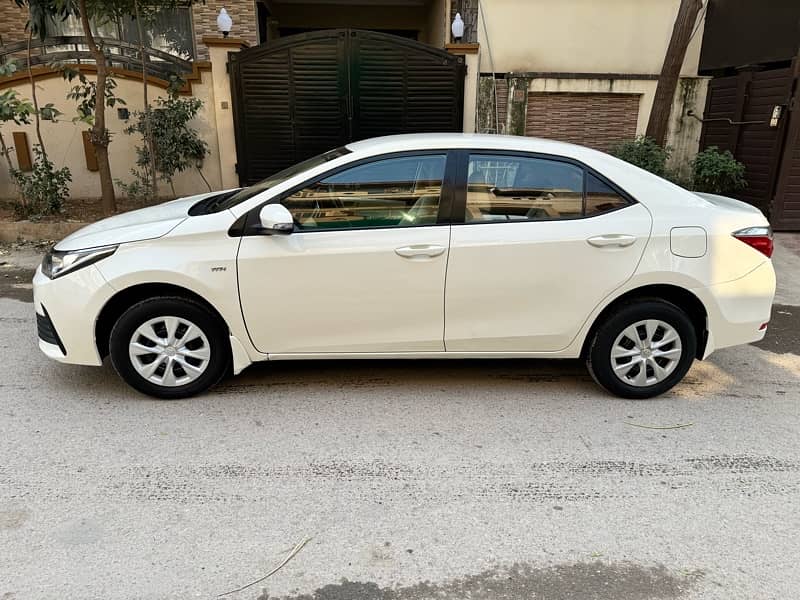 Toyota Corolla GLI 1.3 Manual 2018 5