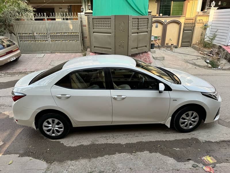 Toyota Corolla GLI 1.3 Manual 2018 10