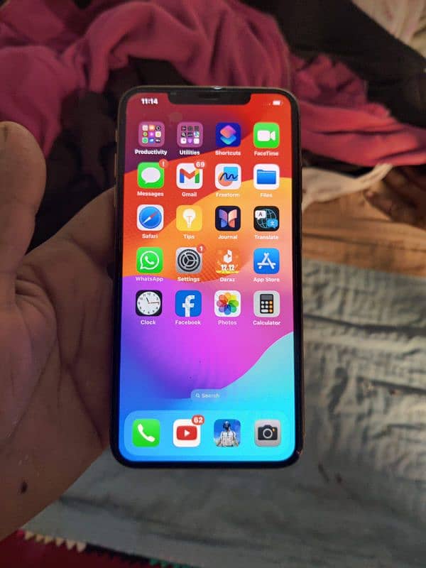 Iphone xs Max  Non PTA 6