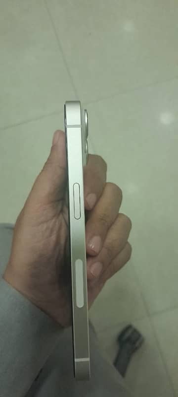 i phone 14jv 128GB. 4