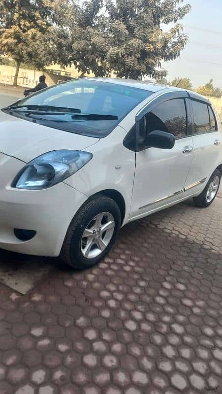 Toyota Vitz 2006 3