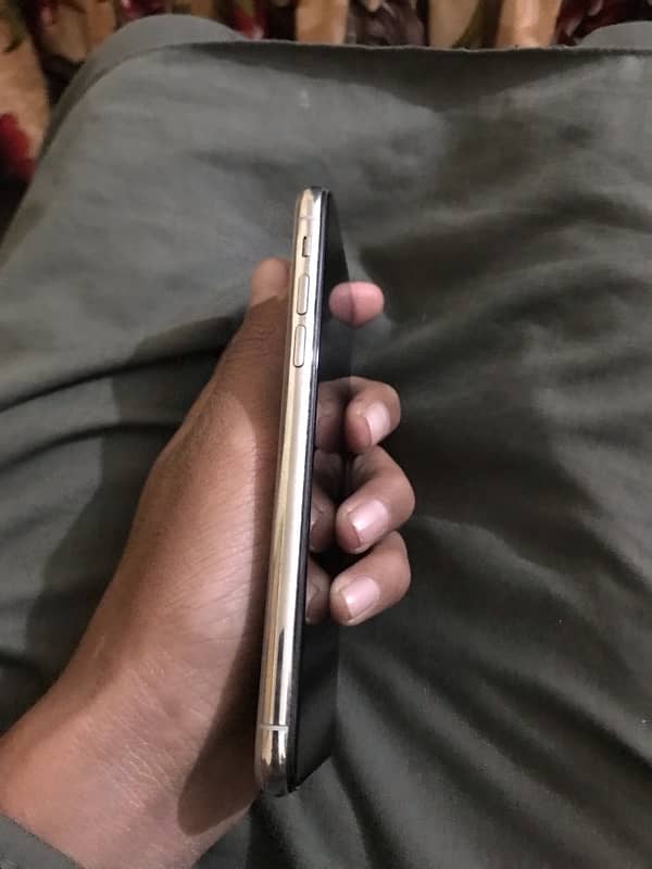 iPhone X non pta 3