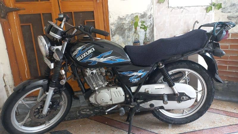 Suzuki GS 150 SE (Special Edition) 0