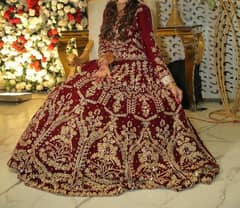 Bridal lehnga by Mohsin Ranjha,