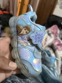 Disney Frozen Shoes (lighting)