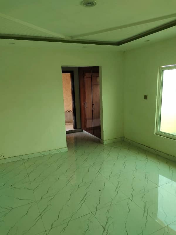 Beautiful Flat In Gul-E-Damin 4