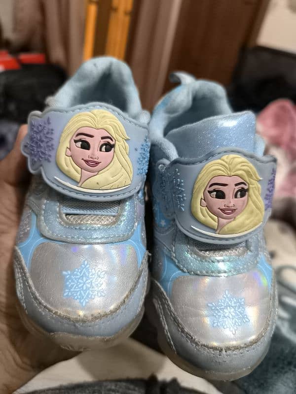 Disney Frozen Shoes (lighting) 5