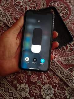 i phone xr  pta dual sim 64gb face id ok truetone ok