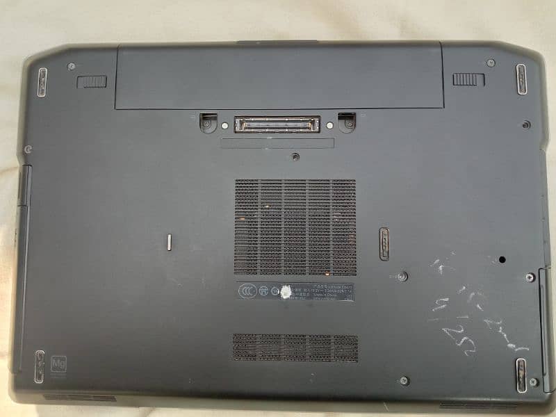 Dell latitude 6420 i5 2nd generation 4gb 256 4