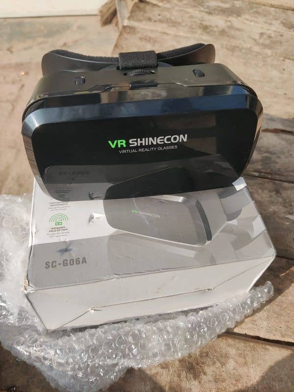 virtual reality glasses 1