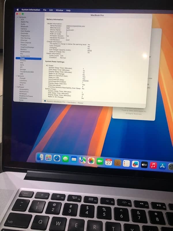 MacBook pro 15 inch 2