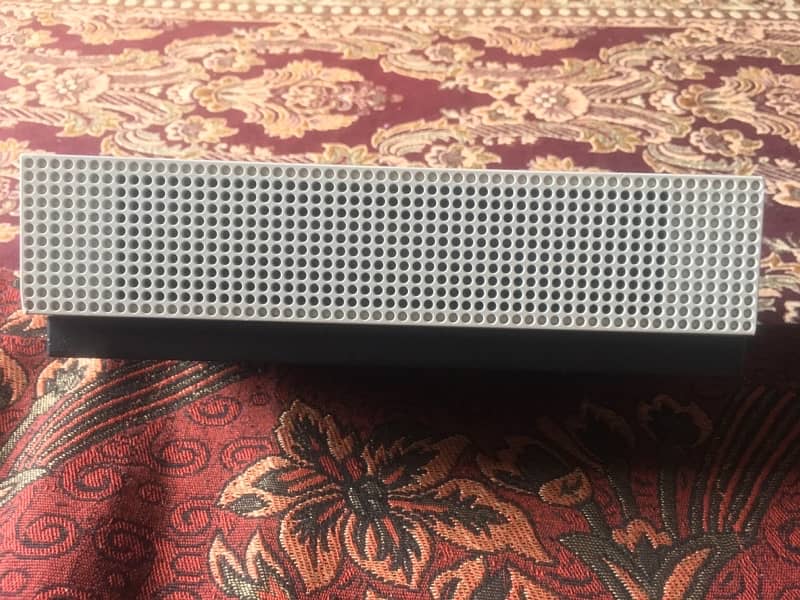 xbox one s 1tb full new without controller 1