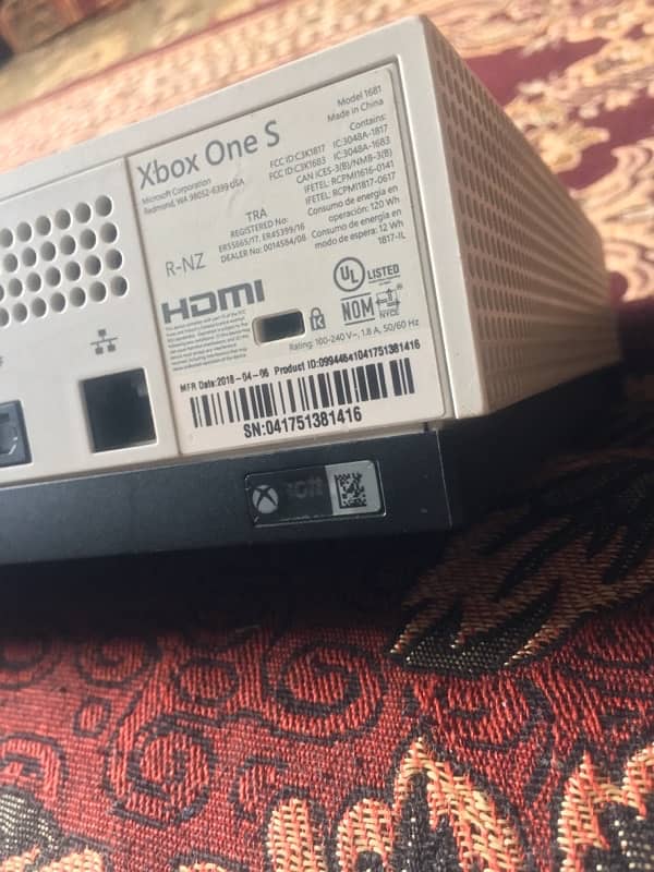 xbox one s 1tb full new without controller 3