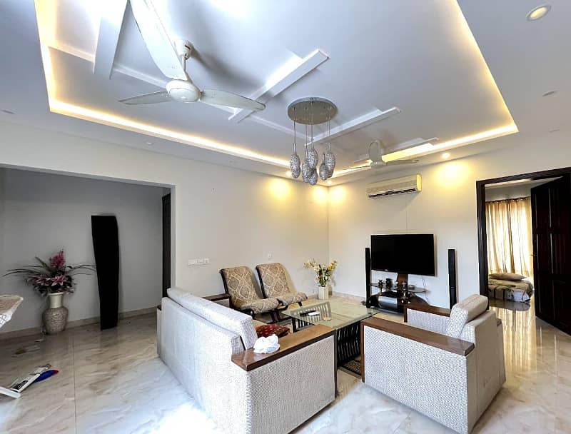 Fully Furnished 3 Beds 1 Kanal Upper Portion for Rent in Ex Air Avenue DHA Phase 8 5