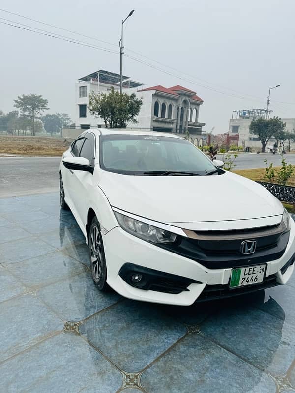 Honda Civic Oriel 2018 11