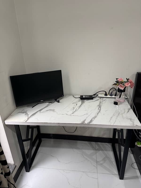 office table/study table for sale 0