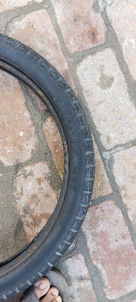 Tyres 275-18 Service 6