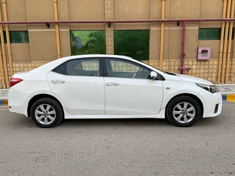 Toyota Altis Grande 2015 0