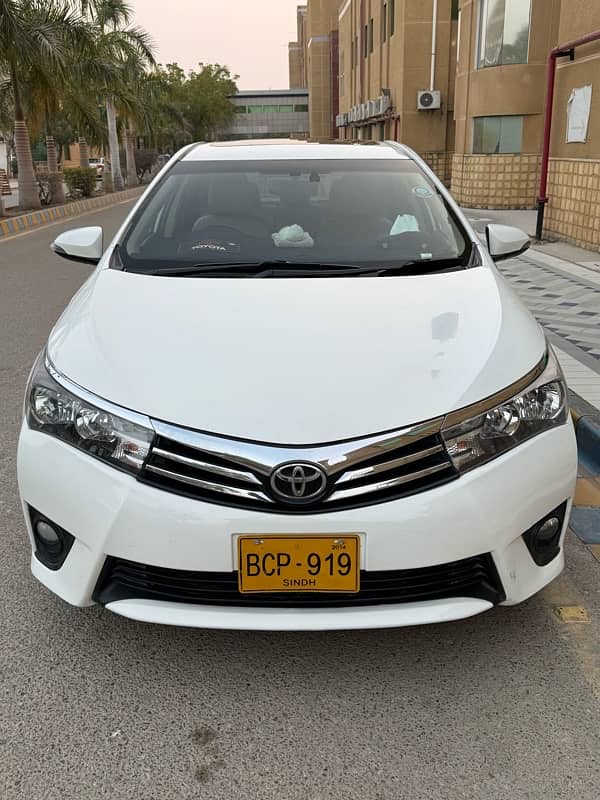 Toyota Altis Grande 2015 1