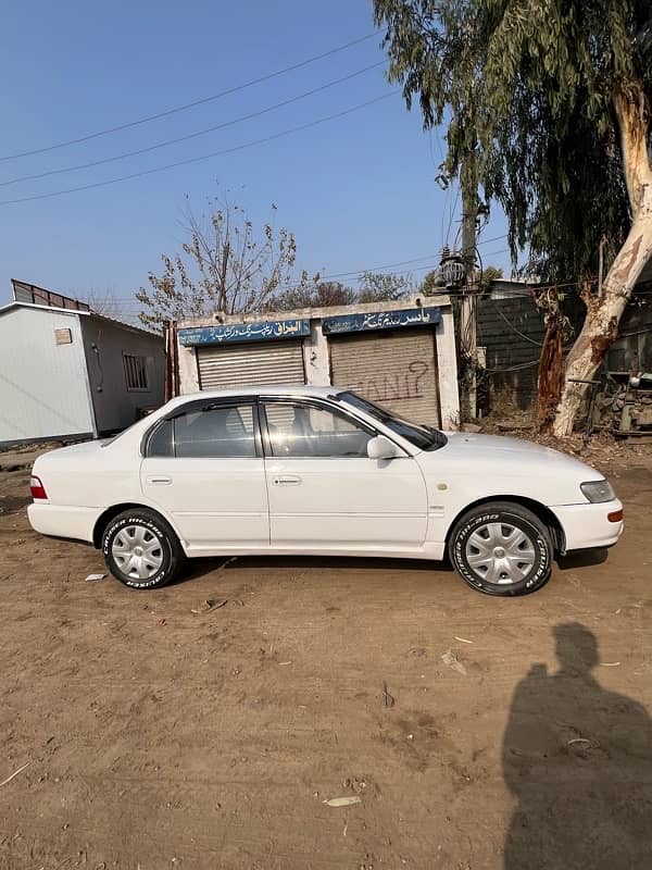 Toyota Corolla XE 1992 3