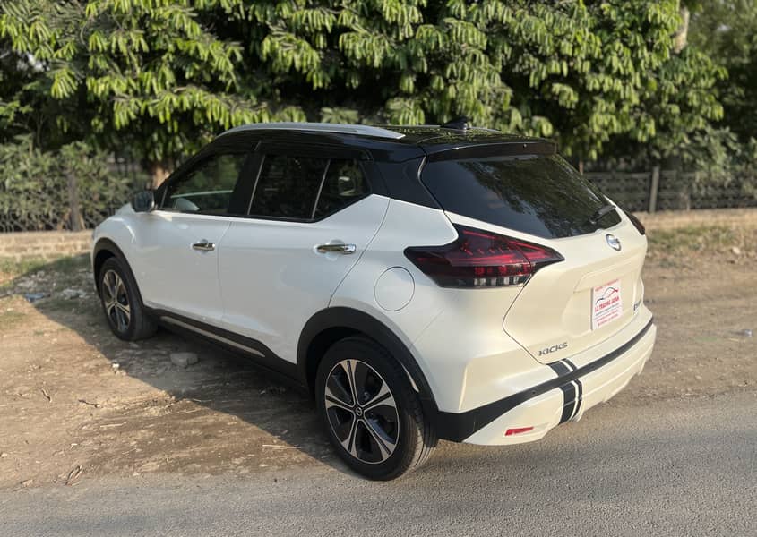 Nissan Kicks, X 2 Tone Interior Edition, 2021 Model, 2024 Import 6