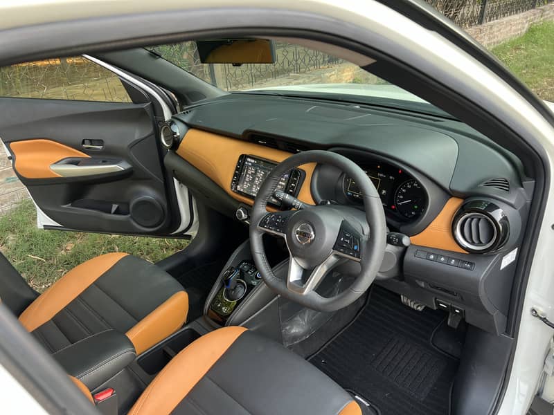 Nissan Kicks, X 2 Tone Interior Edition, 2021 Model, 2024 Import 10