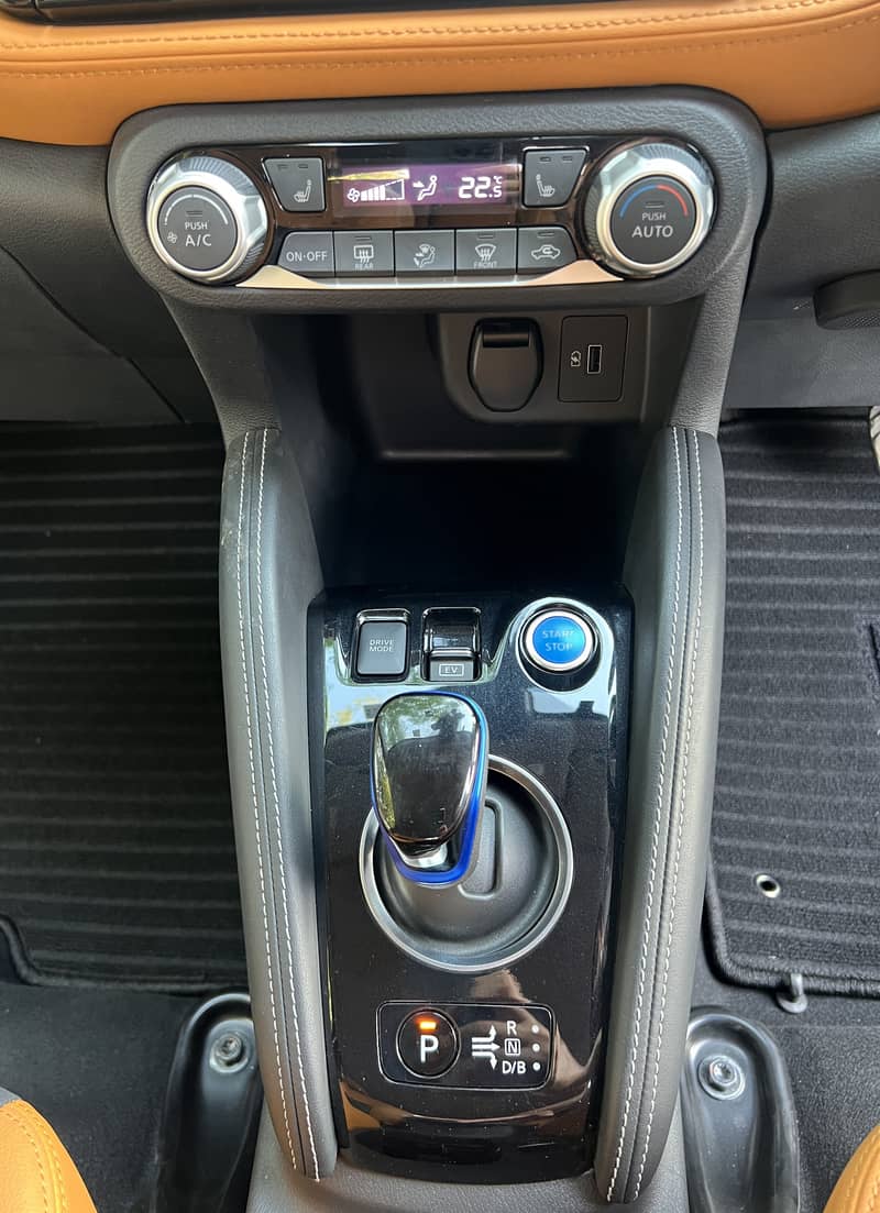 Nissan Kicks, X 2 Tone Interior Edition, 2021 Model, 2024 Import 16