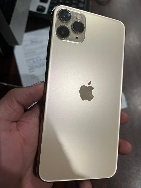 Apple IPhone 11 pro max 2