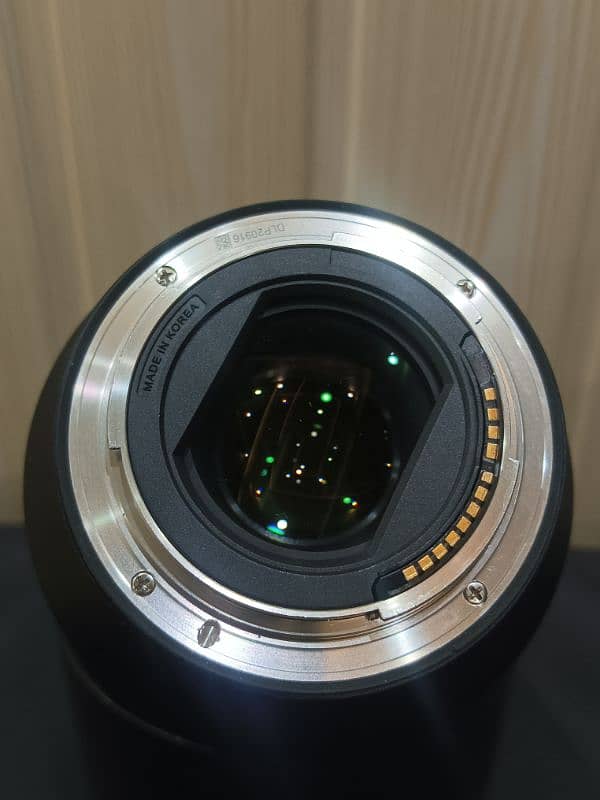 samyang 85mm F1.4 RF mount 1