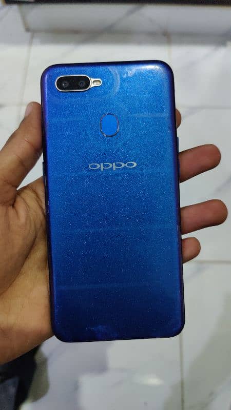 Oppo A5s with charger. Best for hotspot. 0