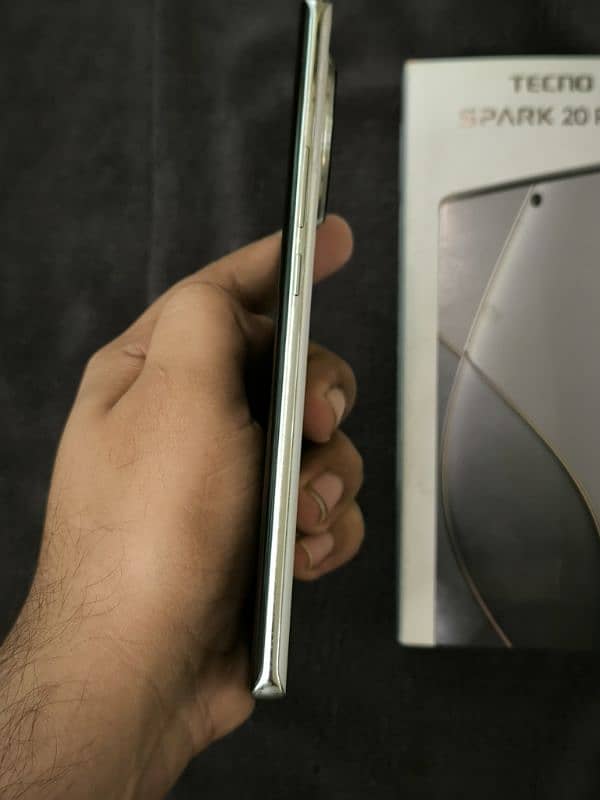 Tecno Spark 20 Pro Plus 8/256 5