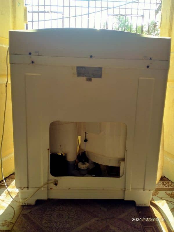 Washing Machine for Sell (Kenwood) 4