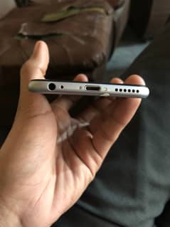 iphone 6 not pta 10/10 condition 98betry health