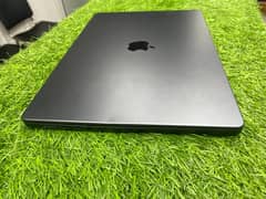 MacBook Pro 16" M1 Pro Ram 16 SSD 512 Excellent Condition