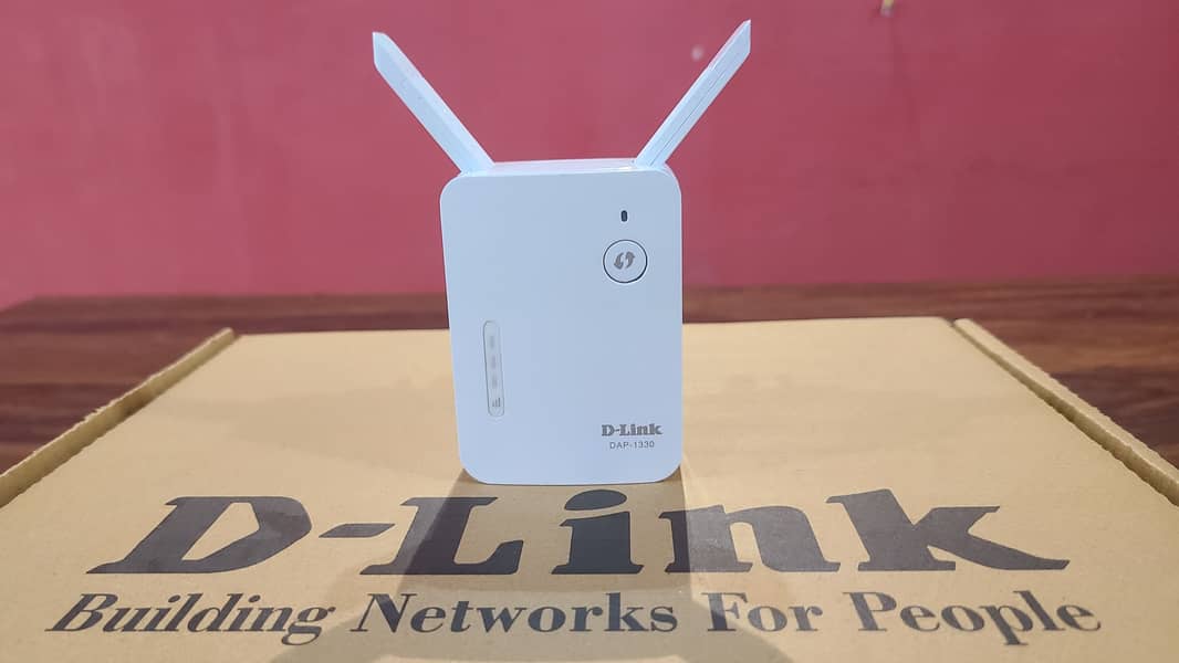 D-Link DAP-1330 N300 Wireless WiFi Range boost'' er ( Branded Used) 1