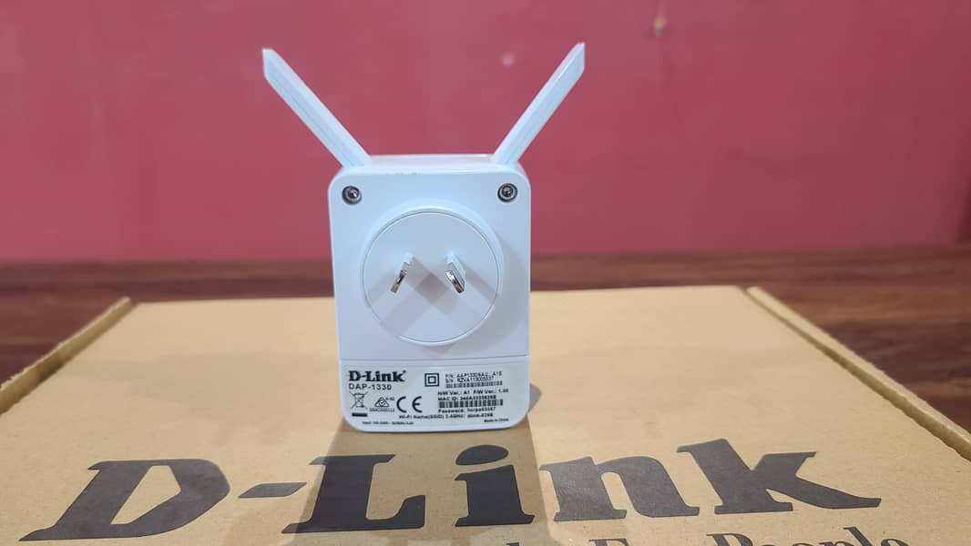 D-Link DAP-1330 N300 Wireless WiFi Range boost'' er ( Branded Used) 2