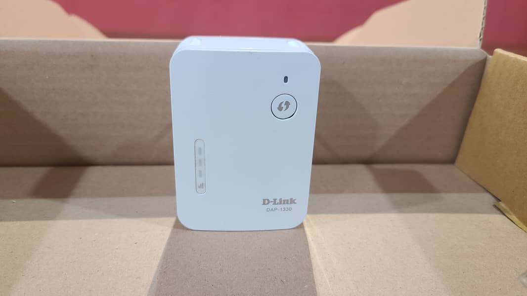 D-Link DAP-1330 N300 Wireless WiFi Range boost'' er ( Branded Used) 12