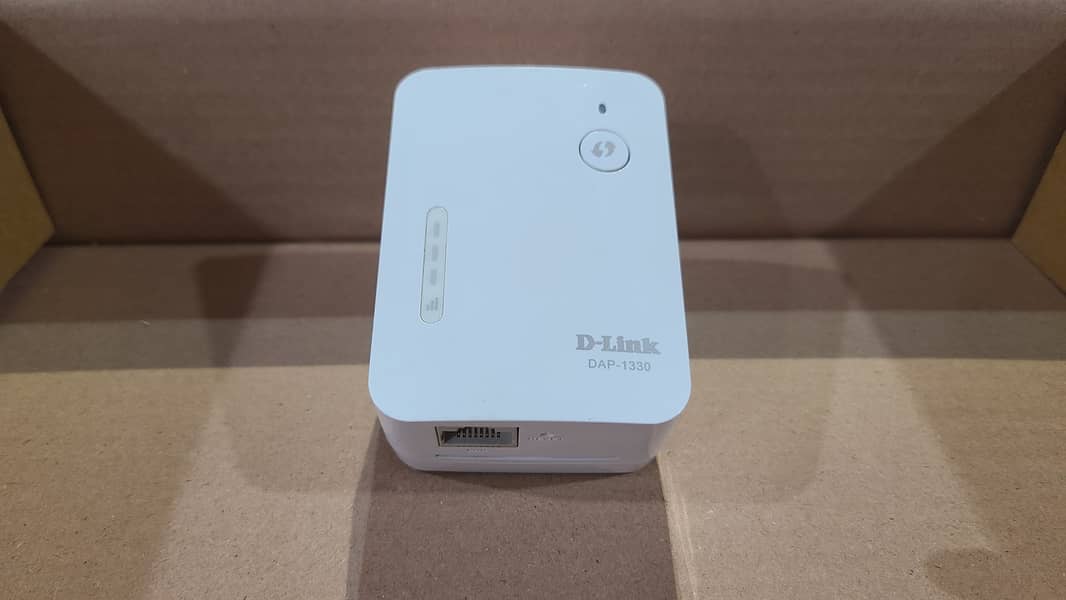 D-Link DAP-1330 N300 Wireless WiFi Range boost'' er ( Branded Used) 14