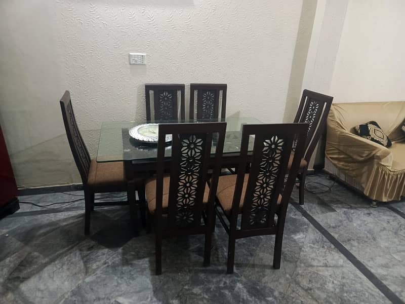 Dining set, 6 chairs 0