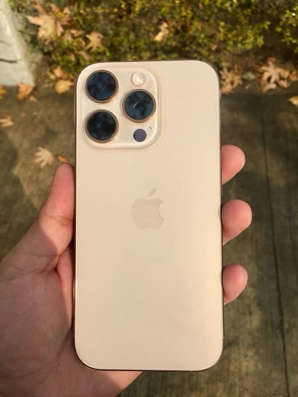 Iphone 16 pro 0