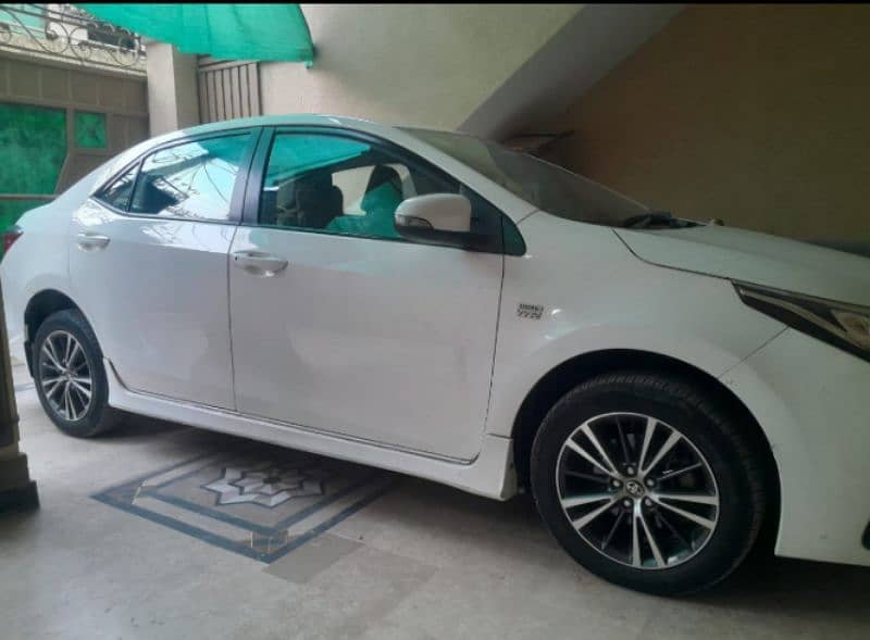 Toyota Corolla Altis 2019 1