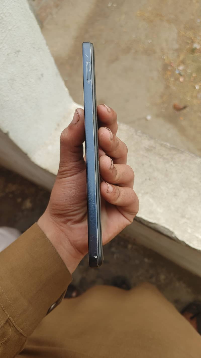 Tecno Camon 19 neo 4